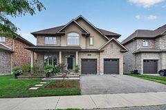 543 Werni Court, Waterloo, ON N2V 2S7