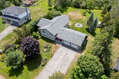 821 Kimberly Drive, Selwyn, ON K0L 1T0