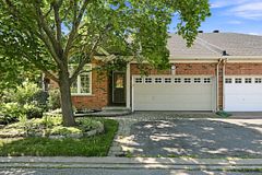 110 Heathercrest Private, Barrhaven, ON K2J 5E6