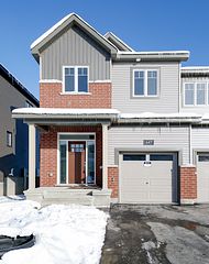 645 Hamsa Street, Barrhaven, ON K2J 6Z7
