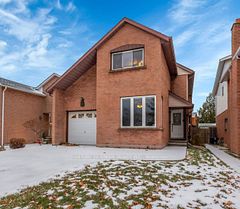 14 Clydebank Place Main & Upper, Hamilton, ON L8E 4K2