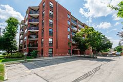 536 11th Avenue 606, Hanover, ON N4N 2S4