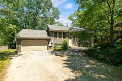 7806 Alfred Crescent, Lambton Shores, ON N0M 2L0