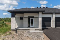 1076 Moore Street, Brockville, ON K0E 0H2