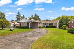 377 Princes Street S, Kincardine, ON N2Z 2T7