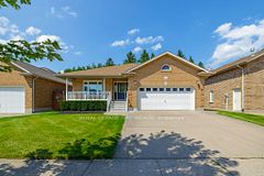 7621 Cameron Court, Niagara Falls, ON L2H 3G9