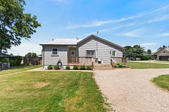 221 Prince Arthur Street, South Huron, ON N0M 1K0
