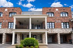 219 Dundas Street E 27, Hamilton, ON L0R 2C9