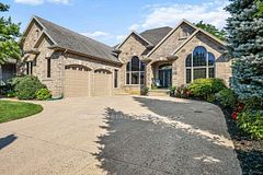 1802 Riverbend Road, London South, ON N6K 0A4
