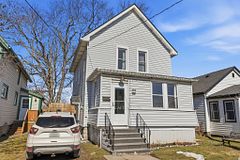 4919 Huron Street, Niagara Falls, ON L2E 2J4