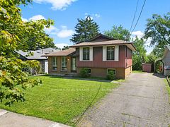 29 Carriage Road, St. Catharines, ON L2P 1S6