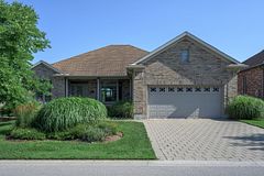 2304 Jack Nash Drive, London South, ON N6K 5R3