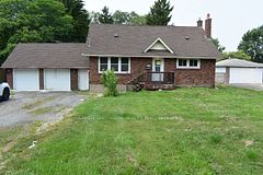 149 Rice Road, Welland, ON L3C 2V7