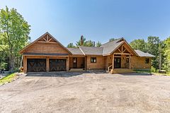 1265 Britannia Road, Huntsville, ON P1H 2J3
