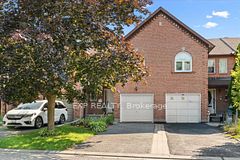 77 Waterton Crescent, Kanata, ON K2M 1Z2