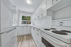 325A James Street S 401, Hamilton, ON L8P 3B7