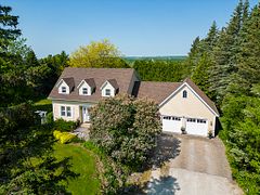 788267 Grey 13 Road, Blue Mountains, ON N0H 1J0
