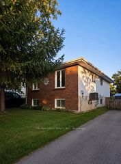 617 Trailview Drive, Peterborough, ON K9J 8K3