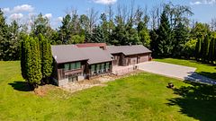 1045 Tremaine Avenue S, North Perth, ON N4W 3G9