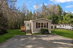 5 Hunters Run Lane, Laurentian Hills, ON K0J 1J0