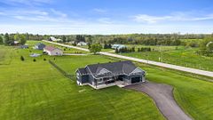 1027 MATHESON Drive, Montague, ON K7A 5B8