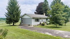 26 Brandon Street, Morris Turnberry, ON N0G 1E0