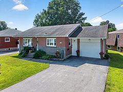 26 Mclean Boulevard, Perth, ON K7H 2Z3