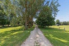 5453 9 Highway, Minto, ON N0G 1M0