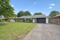 534 Bishop Street N, Cambridge, ON N3H 2K5
