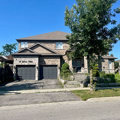 2 Doon Creek Street, Kitchener, ON N2P 2R3