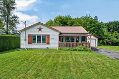 3330 Poirier Avenue, Cornwall, ON K6K 1E1