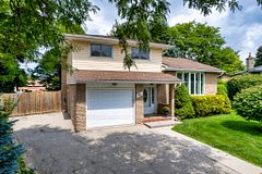 30 Peers Place, Woodstock, ON N4S 8G8