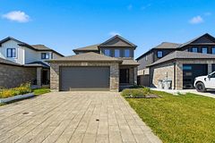 122 Gilmour Drive, Lucan Biddulph, ON N0M 2J0