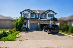 139 Activa Avenue, Kitchener, ON N2E 3T3
