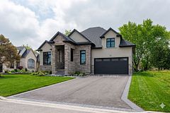 727 Warner Road, Niagara-on-the-Lake, ON L0S 1P0