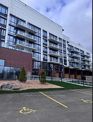 100 Carrick Trail 412, Gravenhurst, ON P1P 1T9