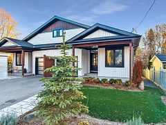 145 Boucher Street E, Meaford, ON N4L 1B7
