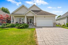 27 Driftwood Trail, Fort Erie, ON L0S 1N0