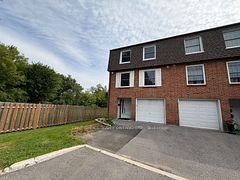 32 Appleby Private N, Mooneys Bay - Carleton Heights and Area, ON K2C 3P4