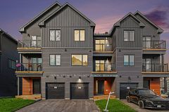 825 Demulcent Lane, Kanata, ON K2W 0P1