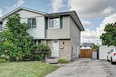 489 Strasburg Road, Kitchener, ON N2E 1P1