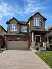 1531 Horseshoe Crescent, London North, ON N5X 0L3