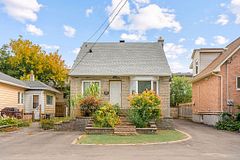 359 Dominion Avenue 2, Carlingwood - Westboro and Area, ON K2A 2H1