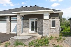 1086 Moore Street, Brockville, ON K6V 0H2