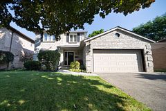 20 Hogarth Road, Brantford, ON N3T 6E8