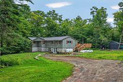 1018 Ashley Lane, Bracebridge, ON P1L 1X1