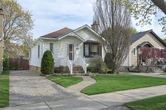 1316 Langmuir Avenue, London East, ON N5W 2G6