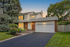 34 Starling Crescent, Barrhaven, ON K2J 2L9