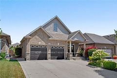 12 Silverwood Avenue, Welland, ON L3C 0B7