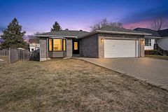 107 Lorne Street, Smiths Falls, ON K7A 3L1